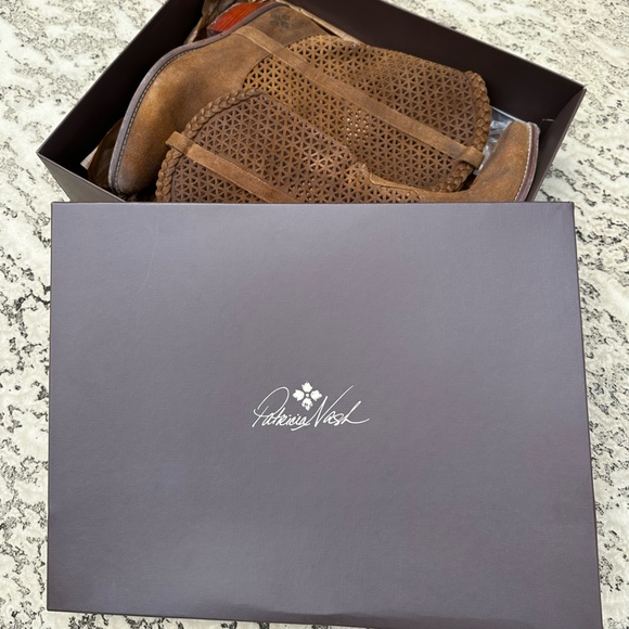 Patricia Nash Women’s Size 8 Suede Boots, very gently worn - Picture 4 of 5